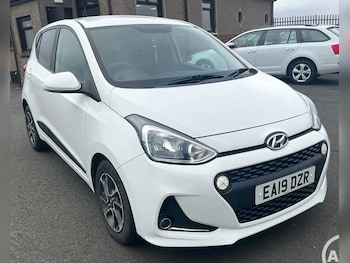 Used Hyundai i10 2019 for sale - 79370701: Photo