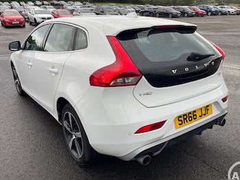 Used Volvo V40 2016 for sale - 79778294: Photo