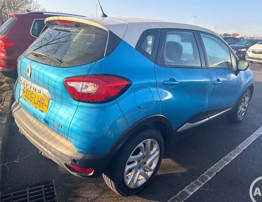 Used Renault Captur 2016 for sale - 77369399: Photo 2