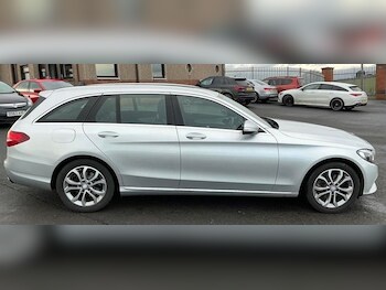 Used Mercedes-Benz C Class 2015 for sale - 77288303: Photo