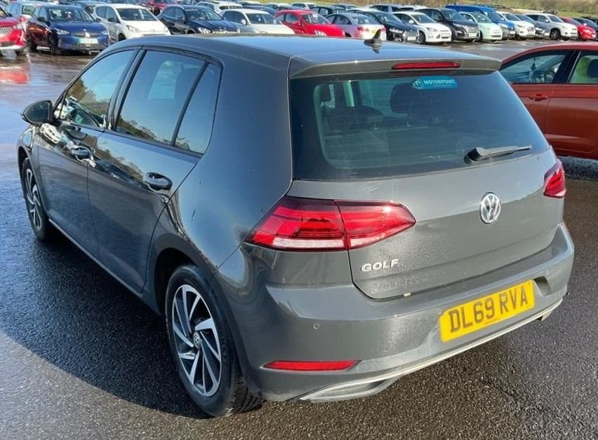 Used Volkswagen Golf 2019 for sale - 77879836: Photo 2