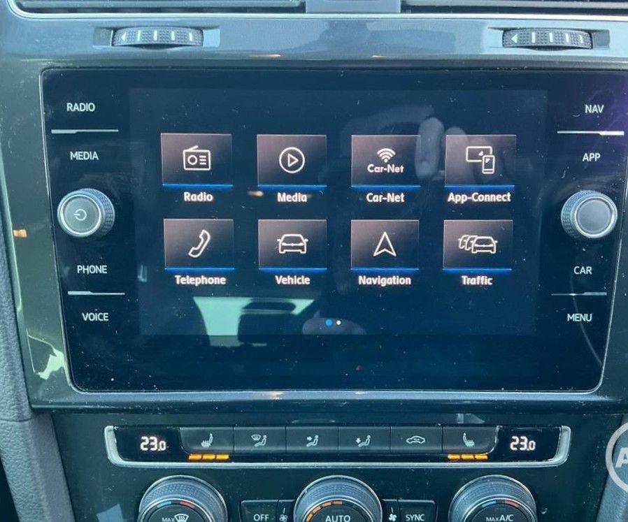 Used Volkswagen Golf 2019 for sale - 77879836: Photo 8