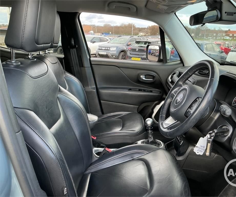 Used Jeep Renegade 2017 for sale - 78088297: Photo 8