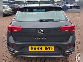 Used Volkswagen T-Roc 2019 for sale - 79884623: Photo