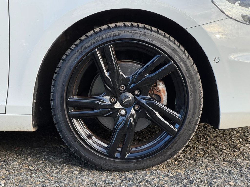 Used Volvo V40 2018 for sale - 77009570: Photo 12