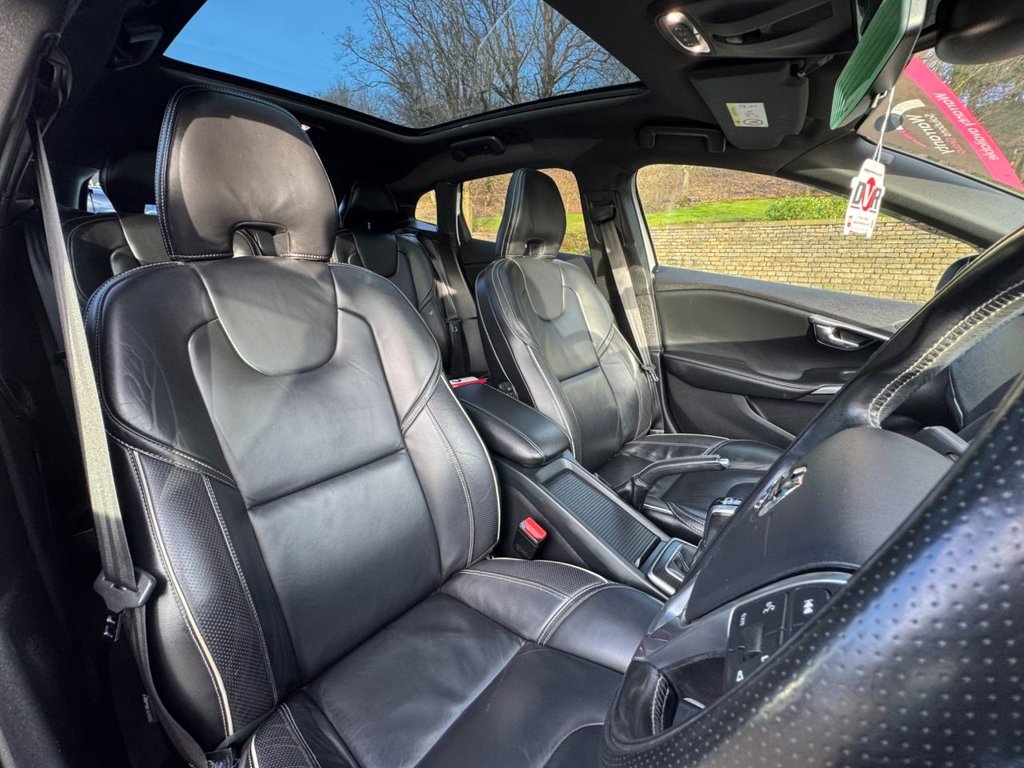 Used Volvo V40 2018 for sale - 77009570: Photo 15