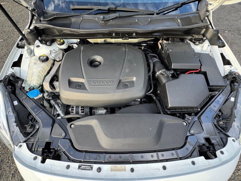 Used Volvo V40 2018 for sale - 77009570: Photo 38