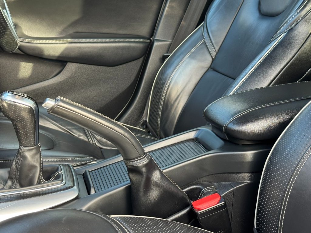 Used Volvo V40 2018 for sale - 77009570: Photo 43