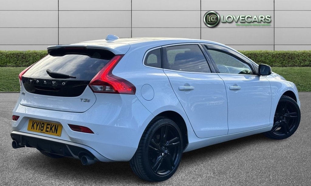 Used Volvo V40 2018 for sale - 77009570: Photo 7
