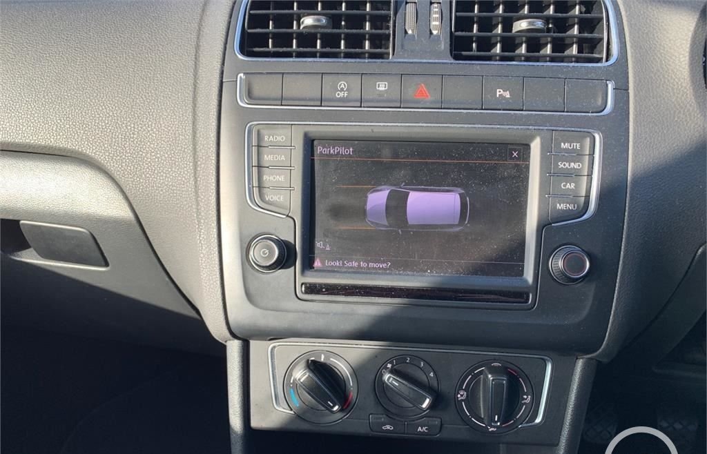 Used Volkswagen Polo 2016 for sale - 77703801: Photo 6