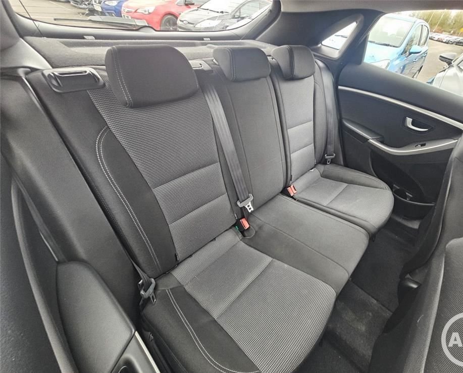 Used Hyundai i30 2014 for sale - 77826744: Photo 12