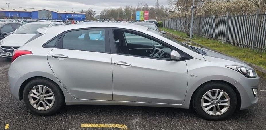 Used Hyundai i30 2014 for sale - 77826744: Photo 6