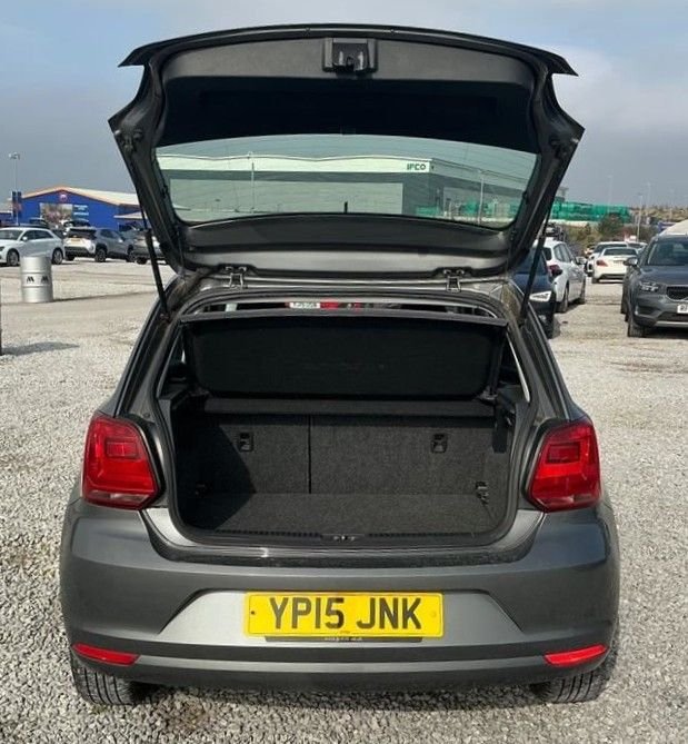 Used Volkswagen Polo 2015 for sale - 77879507: Photo 8