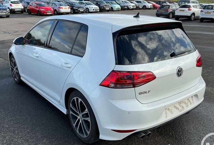 Used Volkswagen Golf 2016 for sale - 77966672: Photo 2