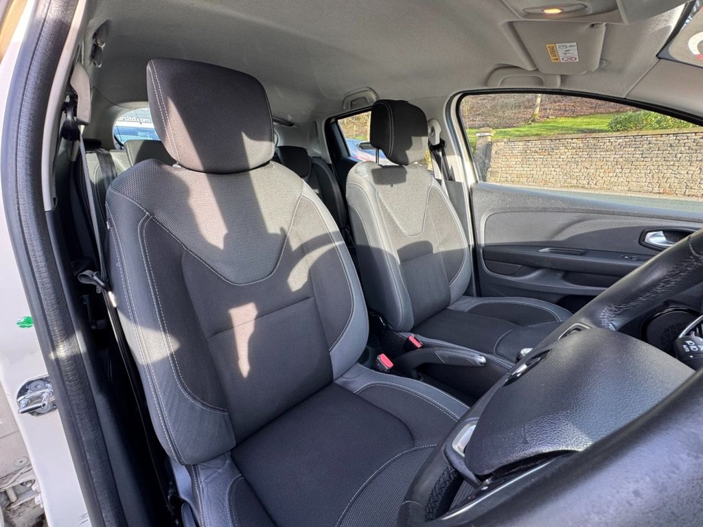 Used Renault Clio 2017 for sale - 77042508: Photo 14