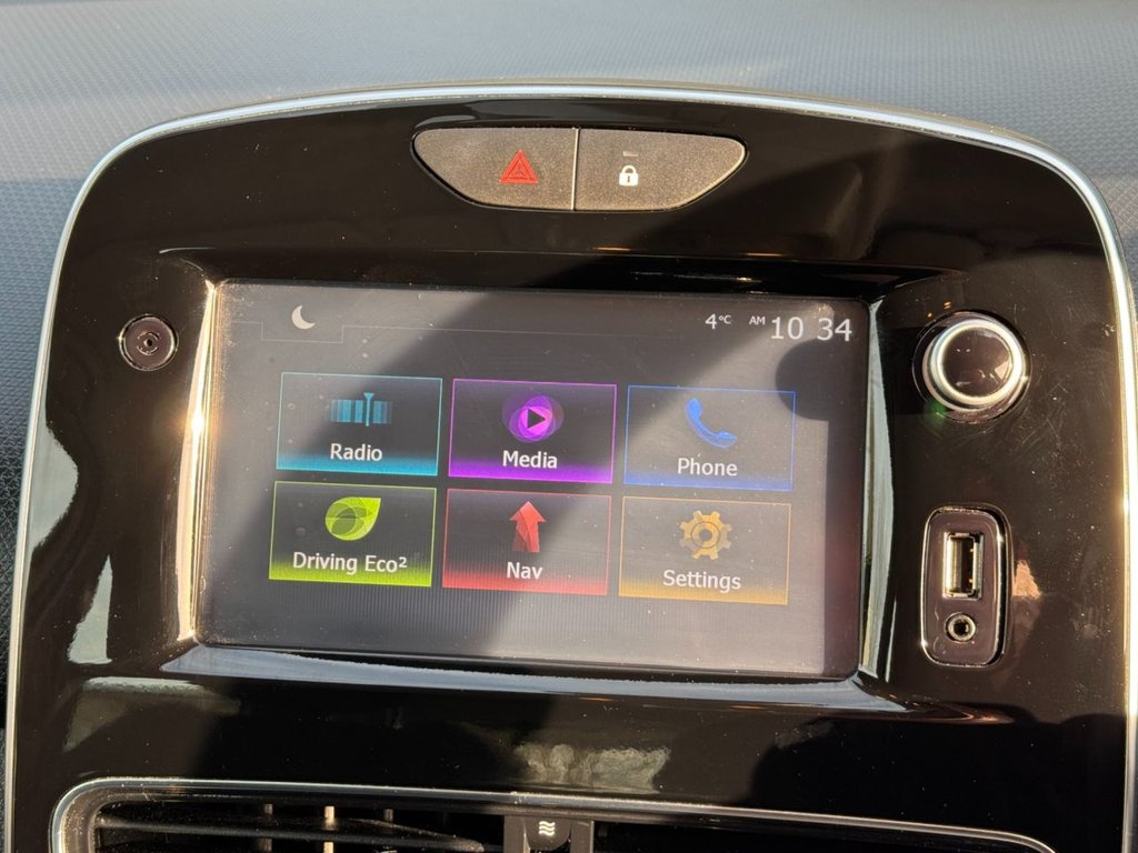 Used Renault Clio 2017 for sale - 77042508: Photo 17