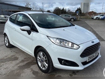 Used Ford Fiesta 2015 for sale - 77966671: Photo