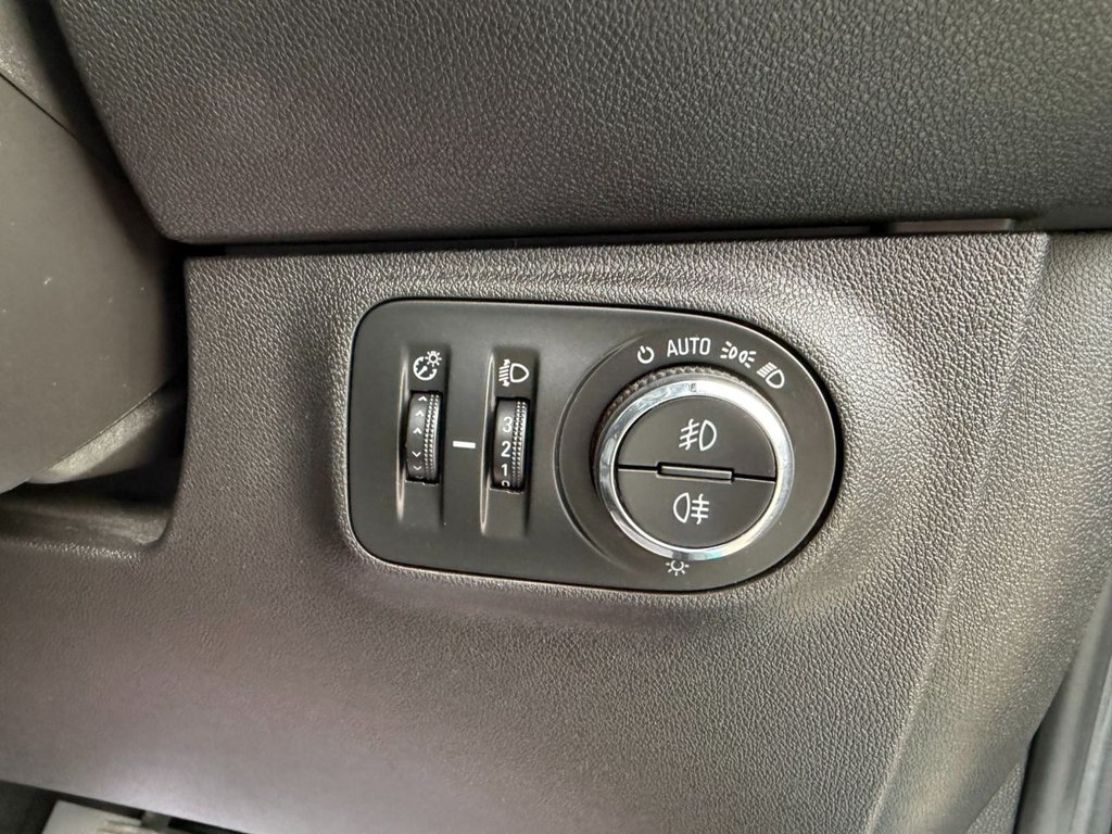 Used Vauxhall Corsa 2018 for sale - 77547578: Photo 43