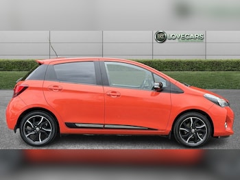 Used Toyota Yaris 2016 for sale - 78818803: Photo