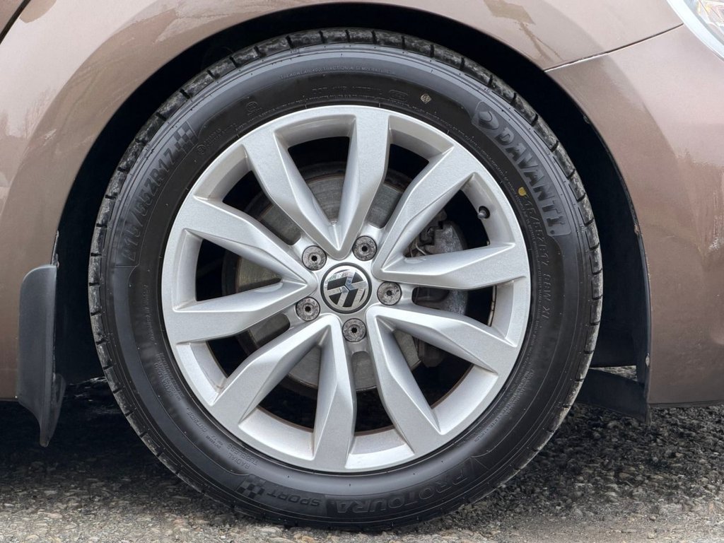 Used Volkswagen Beetle 2014 for sale - 77680459: Photo 19