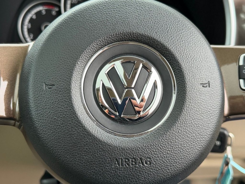 Used Volkswagen Beetle 2014 for sale - 77680459: Photo 48