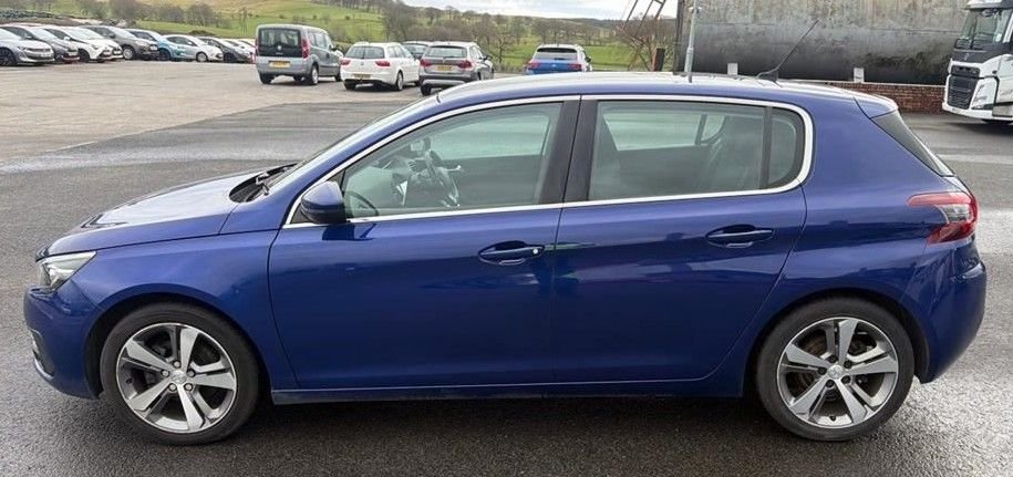 Used Peugeot 308 2018 for sale - 77703904: Photo 5
