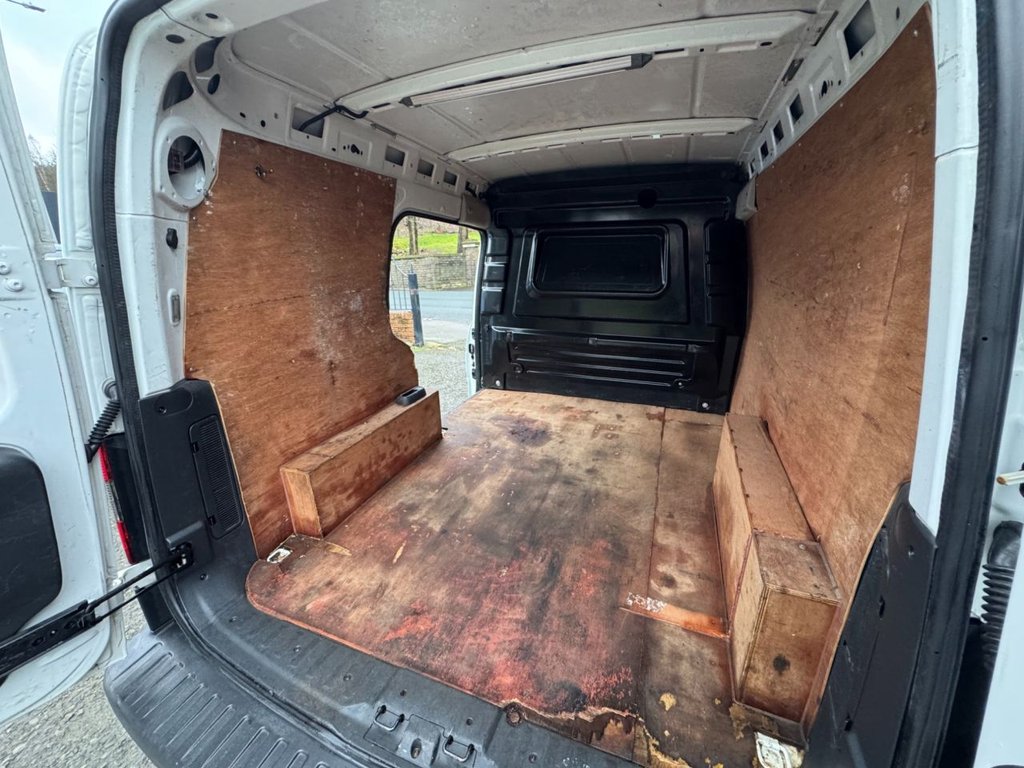 Used Vauxhall Combo 2011 for sale - 77302103: Photo 27