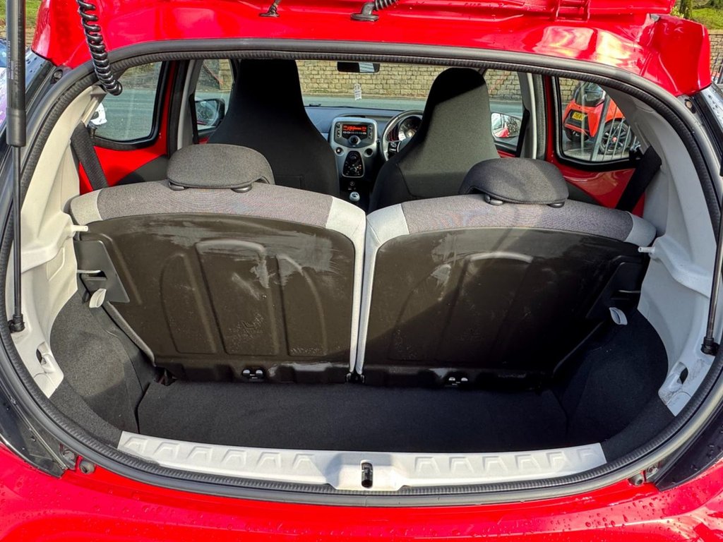 Used Toyota AYGO 2014 for sale - 77164091: Photo 33