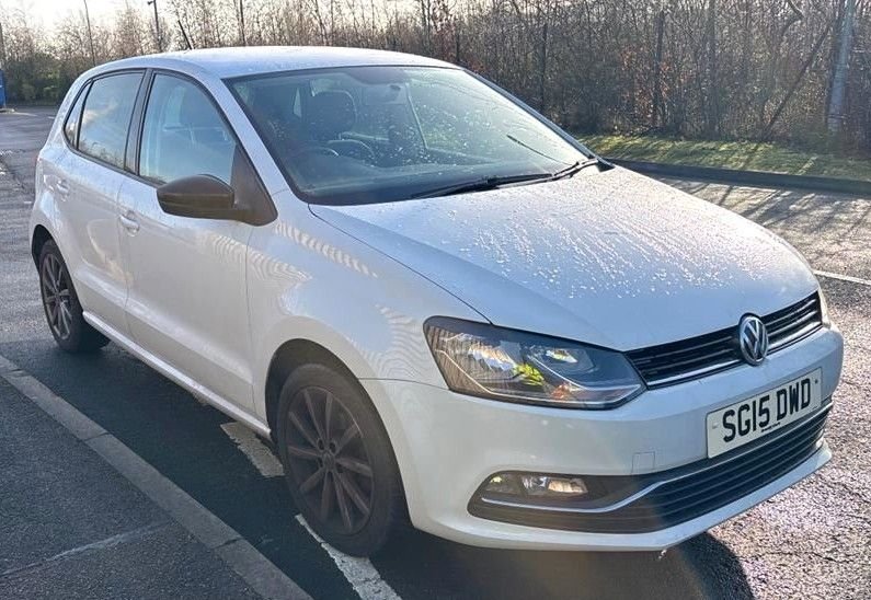 Used Volkswagen Polo 2015 for sale - 77369418: Photo 1