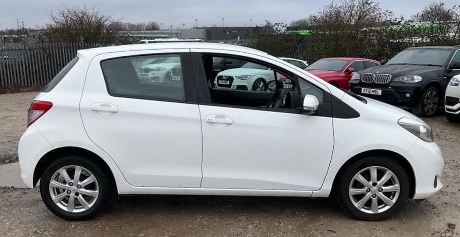 Used Toyota Yaris 2013 for sale - 77427914: Photo 6