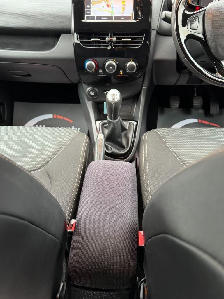 Used Renault Clio 2015 for sale - 77042534: Photo 41