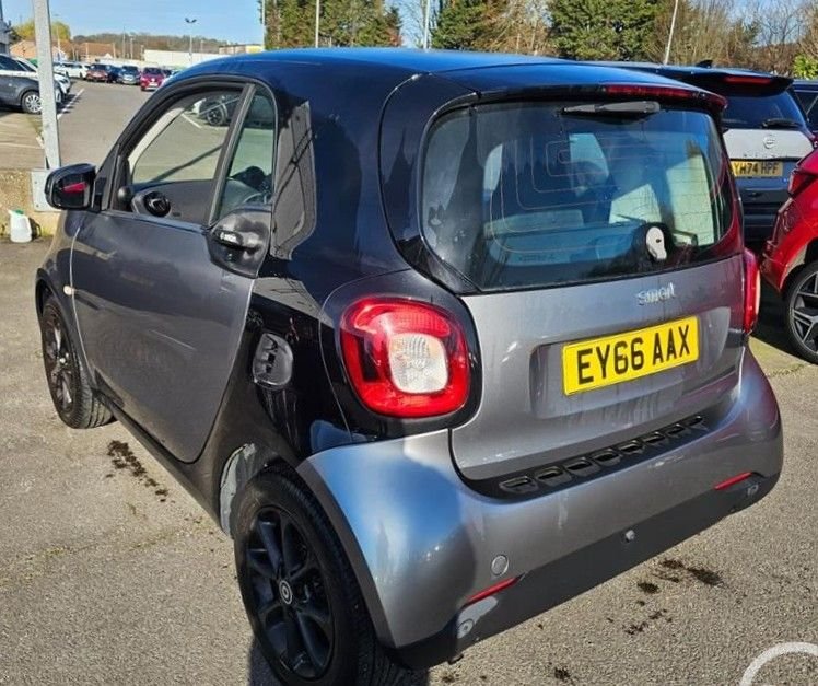 Used smart fortwo 2016 for sale - 77765390: Photo 2