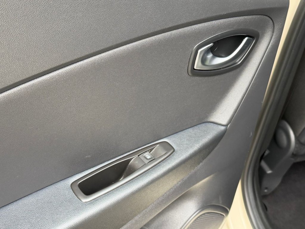 Used Renault Captur 2018 for sale - 77558013: Photo 34