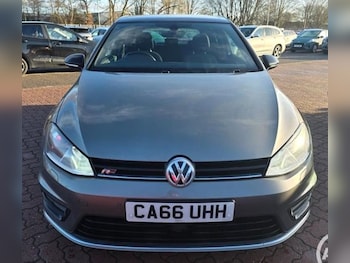 Used Volkswagen Golf 2016 for sale - 77369447: Photo