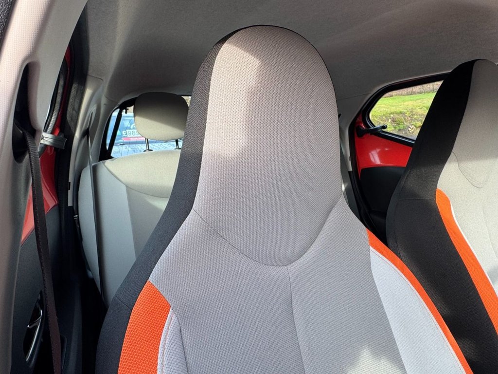 Used Toyota AYGO 2015 for sale - 77164099: Photo 15