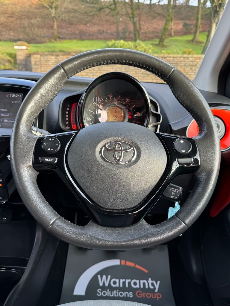 Used Toyota AYGO 2015 for sale - 77164099: Photo 28