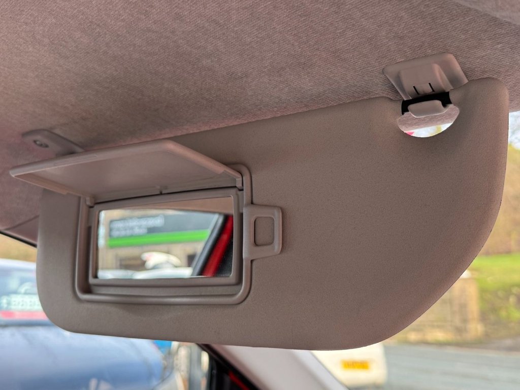 Used Toyota AYGO 2015 for sale - 77164099: Photo 42