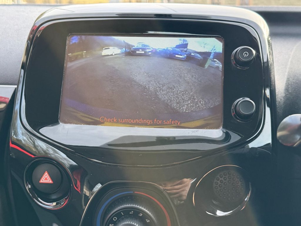 Used Toyota AYGO 2015 for sale - 77164099: Photo 50