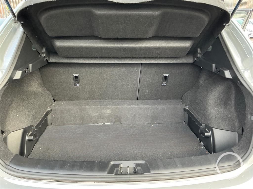 Used Nissan Qashqai 2018 for sale - 77287757: Photo 13