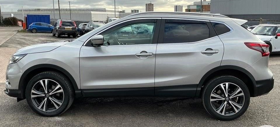 Used Nissan Qashqai 2018 for sale - 77287757: Photo 5