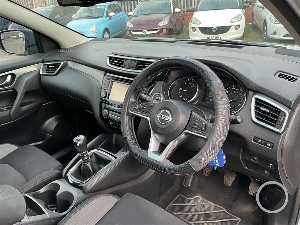 Used Nissan Qashqai 2018 for sale - 77287757: Photo 8