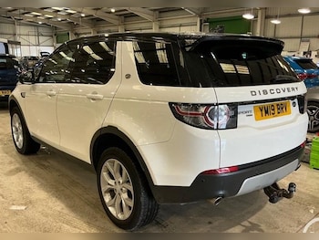Used Land Rover Discovery Sport 2019 for sale - 78819398: Photo