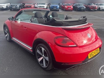 Used Volkswagen Beetle 2017 for sale - 78330783: Photo