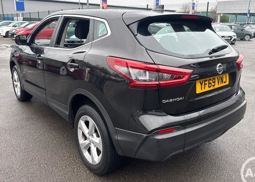 Used Nissan Qashqai 2019 for sale - 77302458: Photo 2