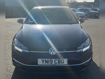 Used Volkswagen Golf 2019 for sale - 78272026: Photo