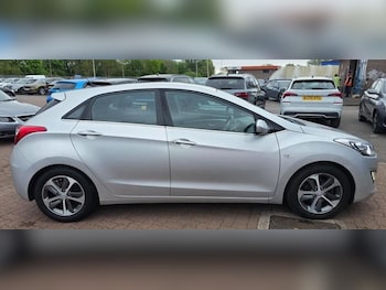 Used Hyundai i30 2016 for sale - 78449853: Photo