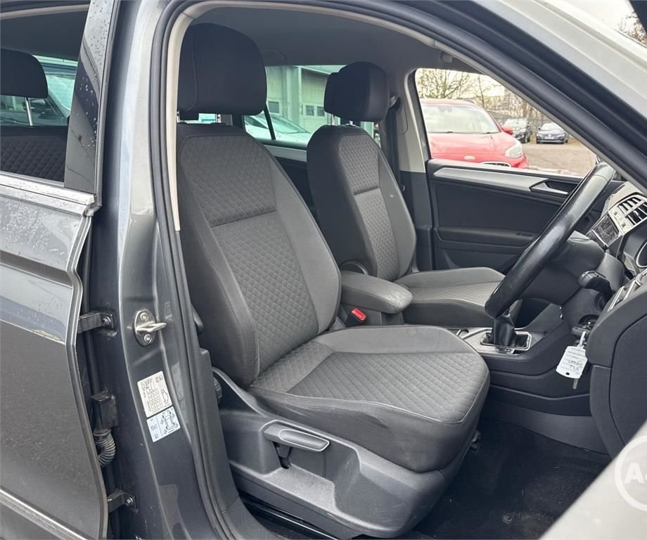 Used Volkswagen Tiguan 2018 for sale - 77703769: Photo 8