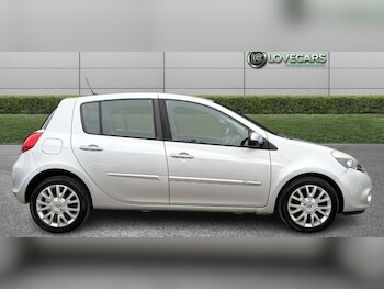 Used Renault Clio 2011 for sale - 75221127: Photo
