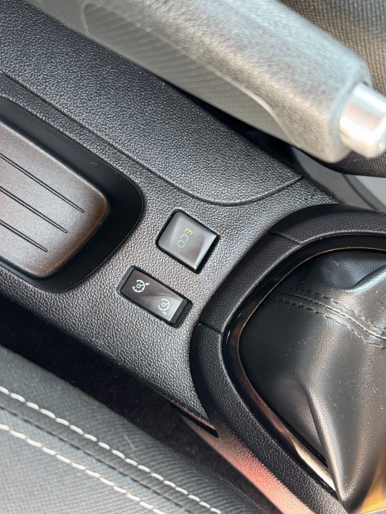 Used Renault Clio 2017 for sale - 77009581: Photo 40