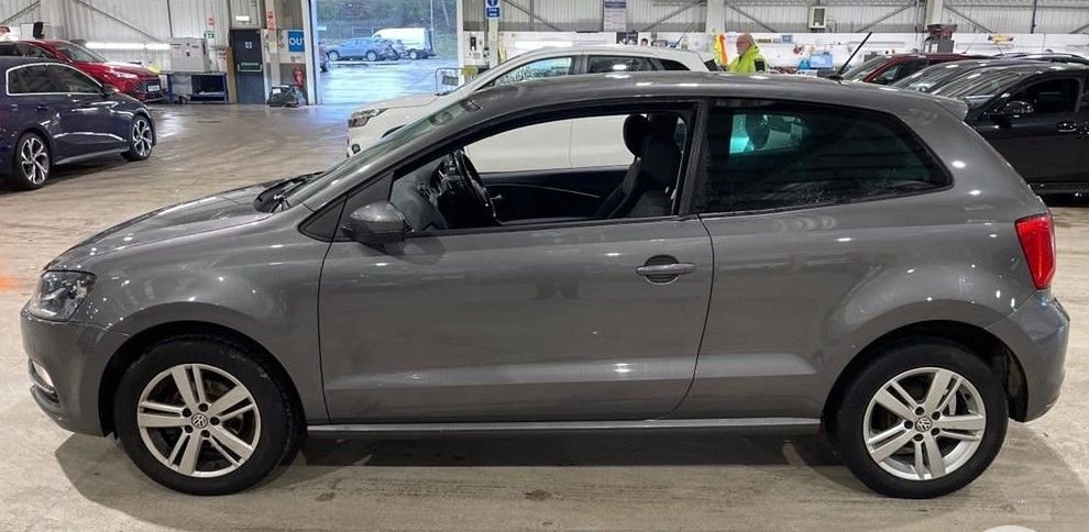 Used Volkswagen Polo 2016 for sale - 78124276: Photo 3